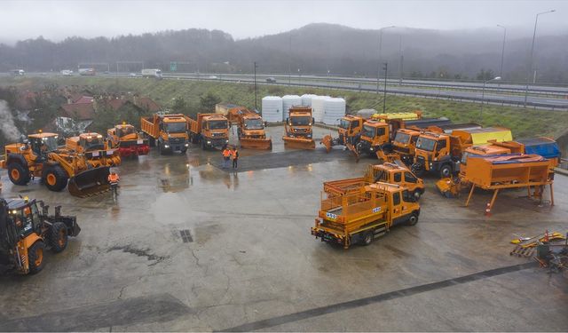 'Kar kaplanları', Bolu Dağı'nın ağır kış şartlarına hazır