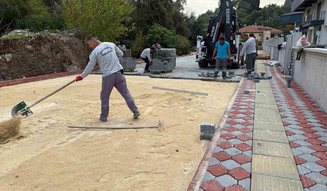 Kemer Kuzdere'de iki sokak arasındaki altyapı çalışmaları tamamlandı