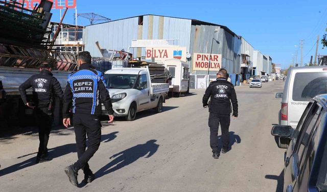 Kepez Zabıtası'ndan Hurdacılar Sitesi'ne denetim