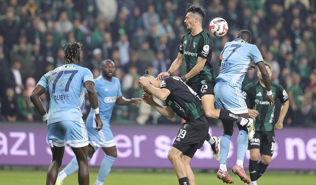 Kocaelispor-Kasımpaşa maçı golsüz beraberlikle sona erdi