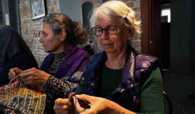 Muratpaşa Çifte Kuyular Yaşlı Evi'nden minikleri ısıtan proje