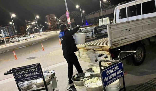 Otobüs bagajında satılmak üzere gönderilen yaprak, lahana sarma ve dolmalara el konuldu