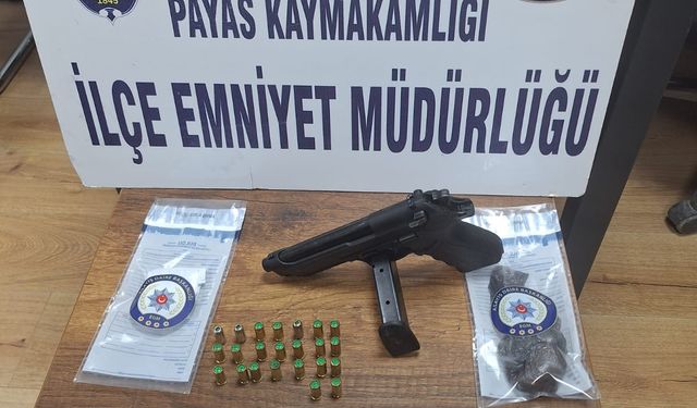 Payas'ta uyuşturucu ele geçirilen araçtaki 3 kişi gözaltına alındı