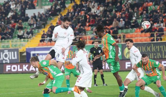 Trendyol Süper Lig: Alanyaspor: 0 - Antalyaspor: 0 (Maç sonucu)
