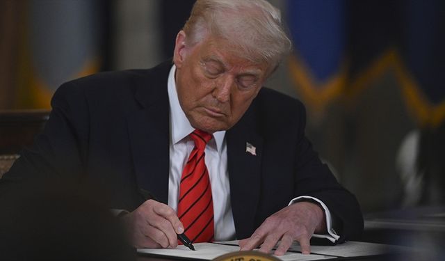 Trump'ın imzaladığı başkanlık kararnameleri ilk dönemindeki toplam sayıyı geride bıraktı