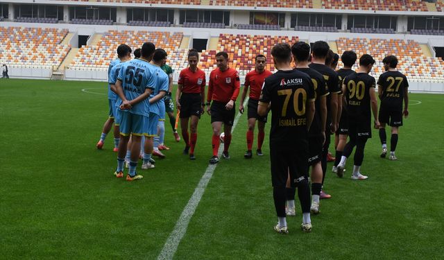 Yeni Malatyaspor yeterli oyuncuyla sahaya çıkmadığı için Isbaş Isparta 32 FK maçı iptal edildi