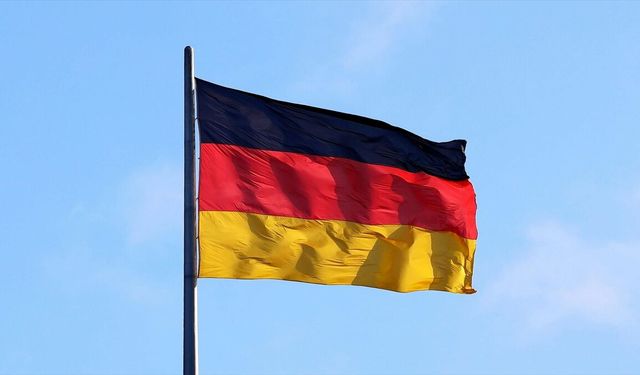 Alman ekonomisi 2 yıllık resesyonun ardından 2025'te yüzde 0,2 büyüme kaydetti
