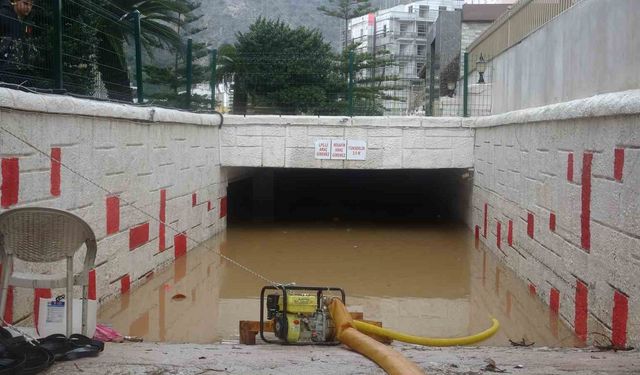 Antalya'da felaketin bilançosu gün ağarınca ortaya çıktı