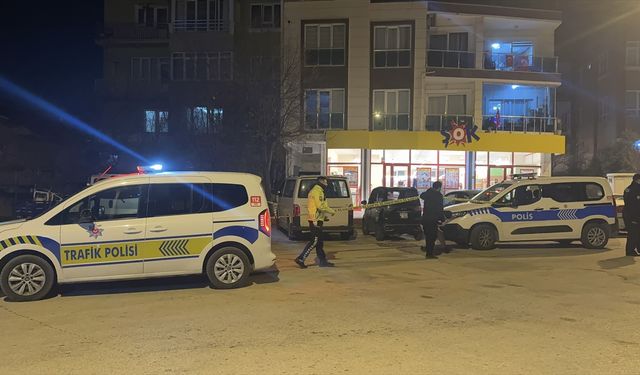 Burdur'da şüpheli çanta fünyeyle patlatıldı