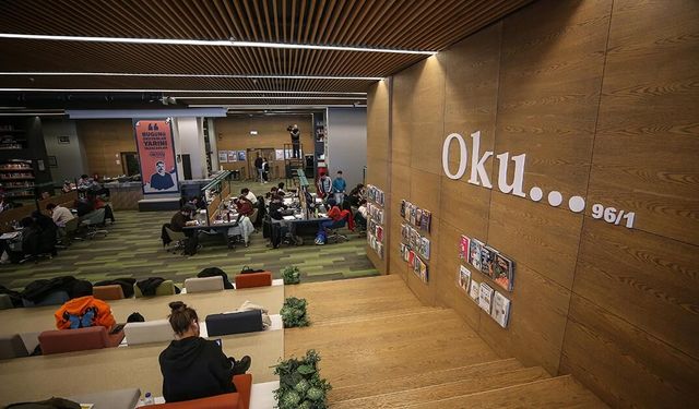 Bursa'nın 'uyumayan kütüphaneleri' 5 yılda 2 milyondan fazla misafir ağırladı