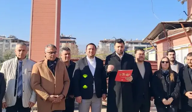 CHP: "Hatay'da İhmalkârlık Vatandaşın Üzerine Çöküyor!"