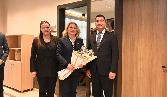 CHP Kadın Kolları Genel Başkanı Kaya, Osmaniye'de ziyaretlerde bulundu