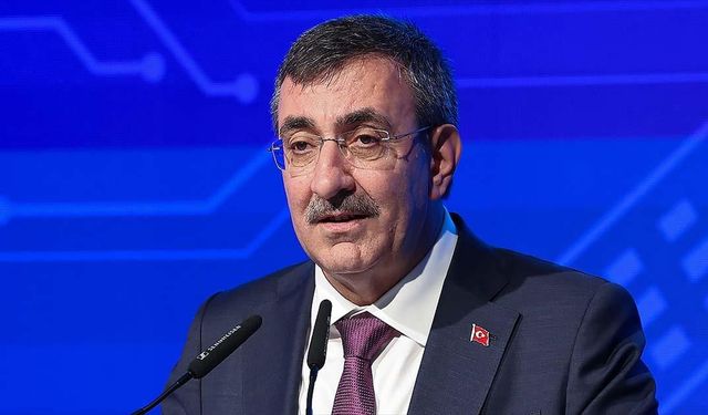 Cumhurbaşkanı Yardımcısı Yılmaz'dan yarıyıl tatili mesajı