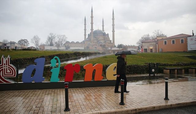 Edirne ve Kırklareli'nde sağanak etkili oldu