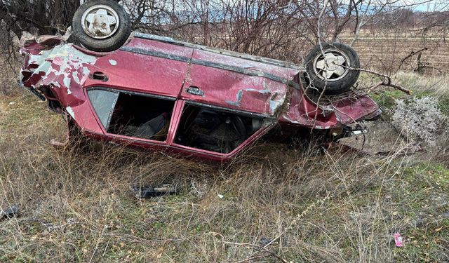 Isparta'da otomobilin şarampole devrildiği kazada sürücü ağır yaralandı