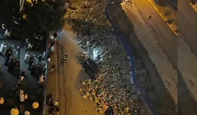 Payas İlçesinde Göçük: Araçlar Toprak Altında Kaldı!