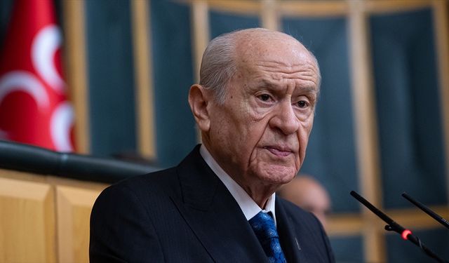 MHP Genel Başkanı Bahçeli'den terör örgütü YPG/SDG yandaşlarının Türk bayrağına saldırısına tepki