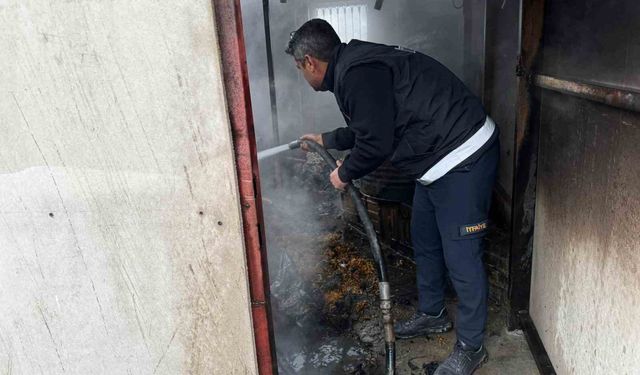 Osmaniye'de müstakil evin kilerinde çıkan yangın söndürüldü