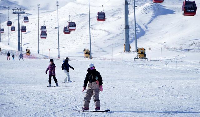 Sezonu geç açan Erciyes, 23 günde 550 bin kişi ağırladı