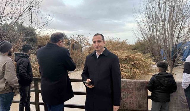 Tarsus'ta yağmurdan zarar gören bölgede inceleme