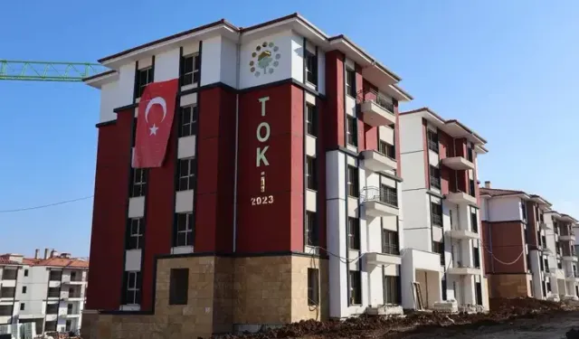 Hatay'daki TOKİ Sakinleri Şikayetçi: Yeni Yasayı Umursayan Yok!