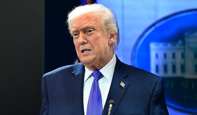 ABD Başkanı Trump, küresel tarife oranını yüzde 10'dan yüzde 15'e çıkaracağını açıkladı