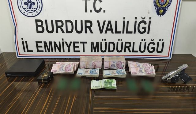 Burdur'da fuhuş operasyonunda yakalanan 2 zanlı tutuklandı