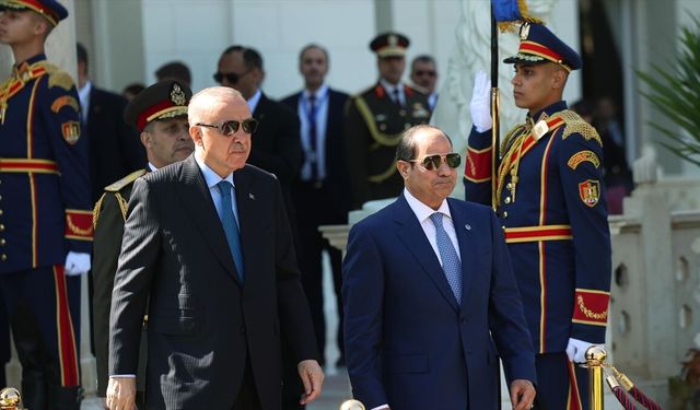 Cumhurbaşkanı Erdoğan Mısır'da