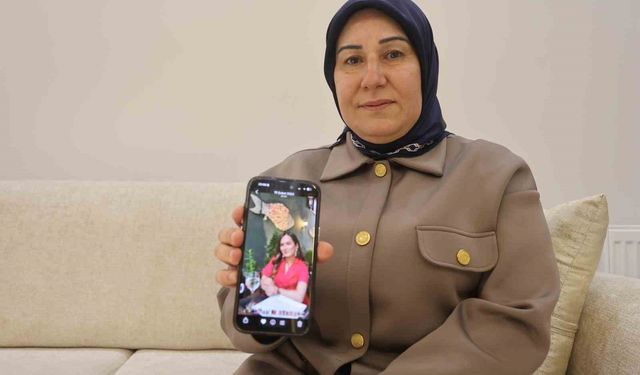 Depremde 2 kızı can veren acılı anne, evlatlarını kurtarabilmek için son ana kadar mücadele veren Mehmetçiğin emeklerini unutmuyor