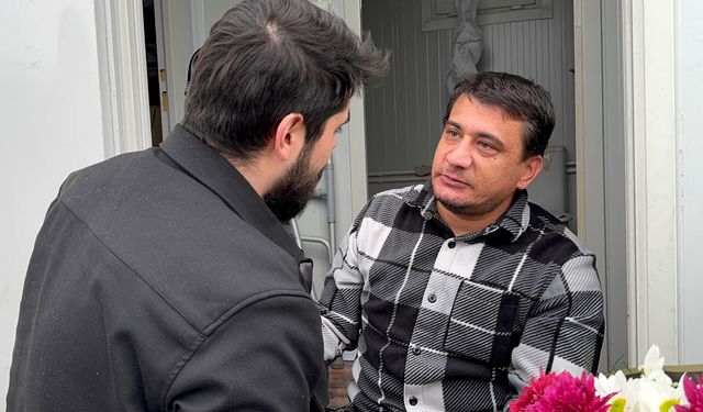 Depremden 149 saat sonra enkazdan çıkarılan kişi, 3 yıl sonra kendisini kurtaran ekiple buluştu