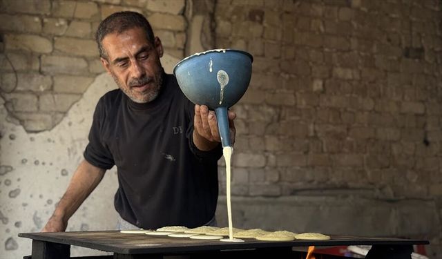 Gazze'deki yokluğa rağmen Filistinli tatlıcı ramazan sofralarında 'umudu ve geleneği' yaşatıyor