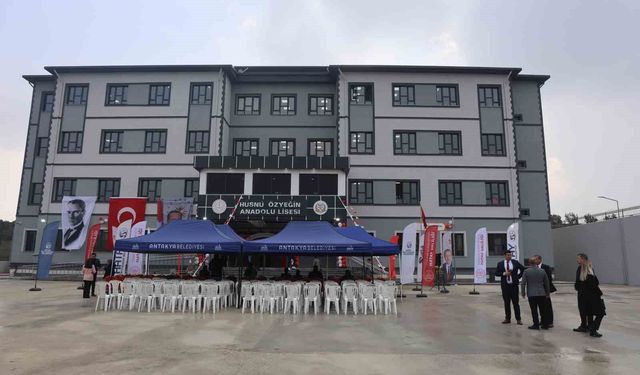 Hatay'da depremin ardından inşa edilen 225'inci okulun açılışı gerçekleştirildi