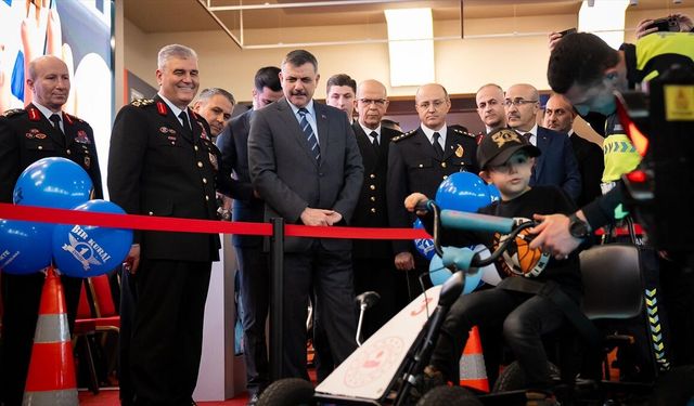 İçişleri Bakanı Çiftçi 'Külliye'de Ramazan' etkinlik alanını ziyaret etti