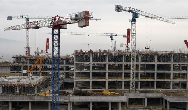 Hatay'da TOKİ İşçileri Canından Bezdi: "Aylardır Maaş Alamıyoruz, Kimse Sesimizi Duymuyor!"