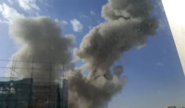 İran'da Art Arda Patlamalar: İsrail Ardından ABD'de İran'ı Vuruyor!