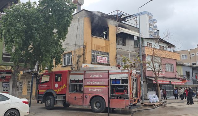 Kozan ilçesinde evde çıkan yangın söndürüldü