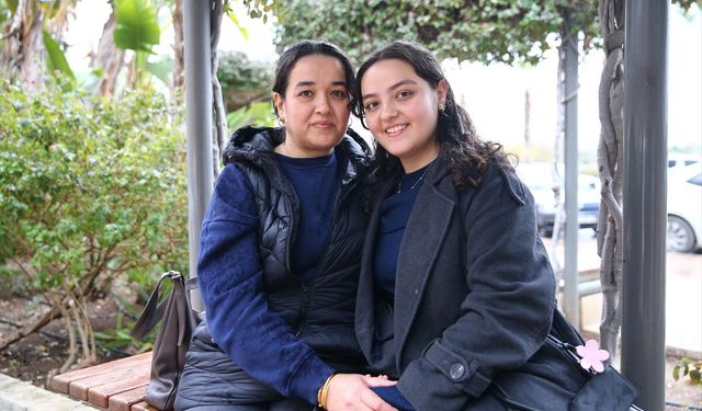 Lösemiyi yenen 20 yaşındaki Elif, hayali olan üniversiteyi kazandı