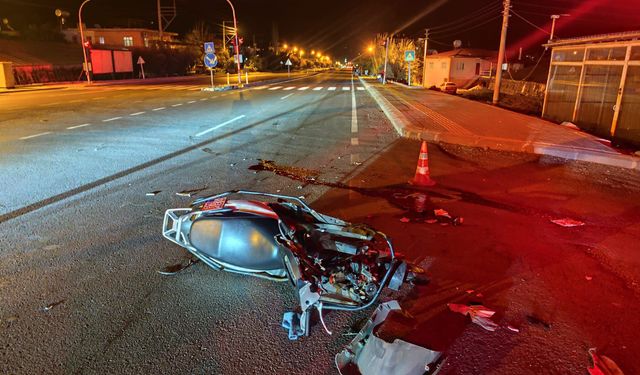 Mersin'de kamyonla çarpışan motosikletin sürücüsü yaşamını yitirdi