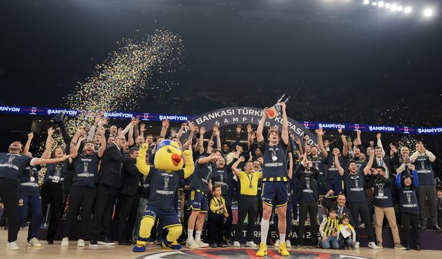 Potada 40. Erkekler Türkiye Kupası'nın sahibi Fenerbahçe Beko