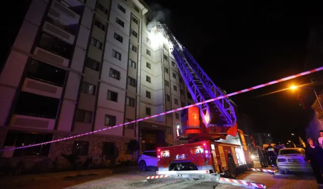 İskenderun’da Kilerde Başlayan Yangın Büyüdü: 13 Yaralı