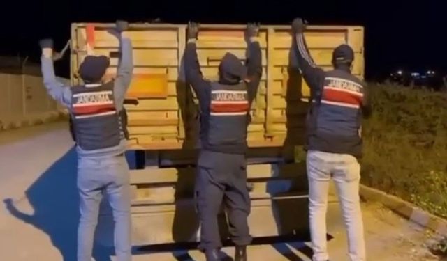 Adana'da kaçak makaron operasyonu: 1 tutuklama