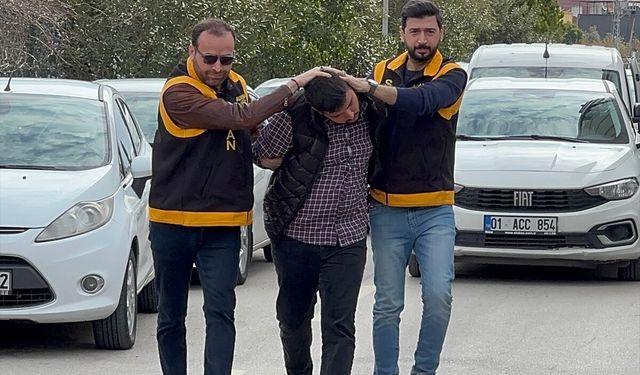 Adana'da tırla önünü kestikleri sürücünün otomobiline saldıran baba ve oğlu tutuklandı