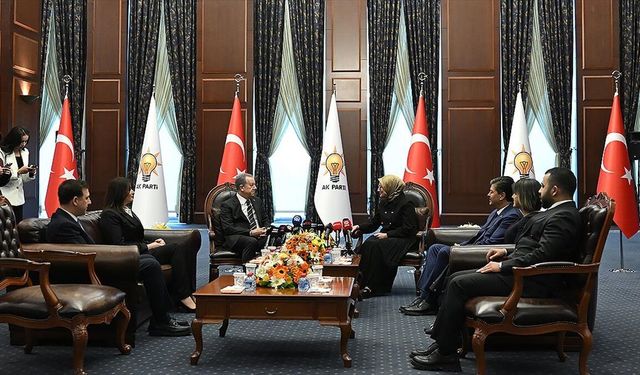 AK Parti Genel Merkezi'nde siyasi partiler arası bayramlaşma