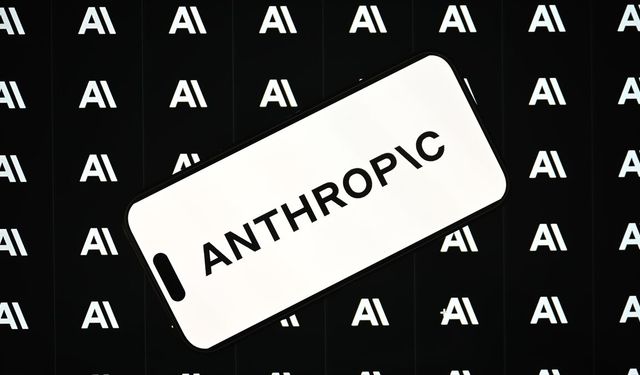 Anthropic'in yapay zeka sohbet robotu Claude'da kesinti sonrası hizmet yeniden başladı