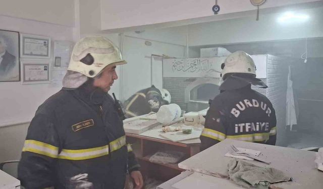 Burdur'da pide salonunda doğalgaz patlaması: 1 yaralı