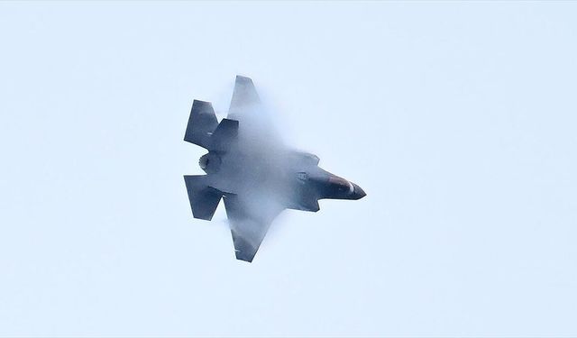 CNN: ABD'ye ait F-35 uçağı, İran semalarında hasar aldı ve acil iniş yaptı