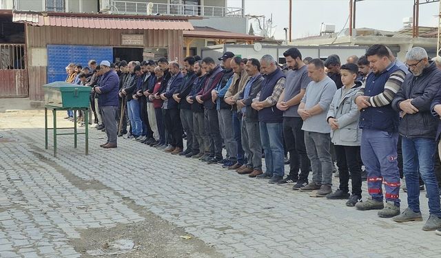 Hatay'da Derede Boğulan Bebek Defnedildi