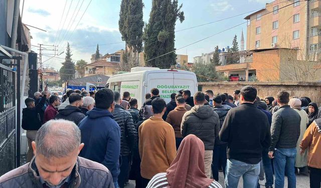 İran'da Hayatını kaybeden Hataylı Tır Şoförünün Cenazesi Baba Ocağına Getirildi