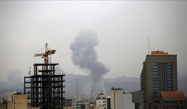 İsrail ordusu, yeni bir talimat gelene kadar İran'a saldırıları sürdüreceği mesajı verdi