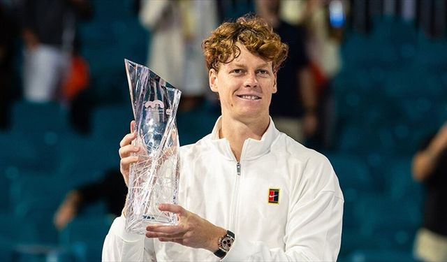 İtalyan tenisçi Jannik Sinner, Miami Açık'ta şampiyon oldu